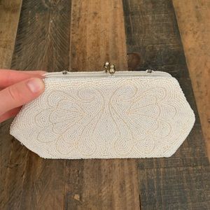 Vintage bridal clutch beaded white